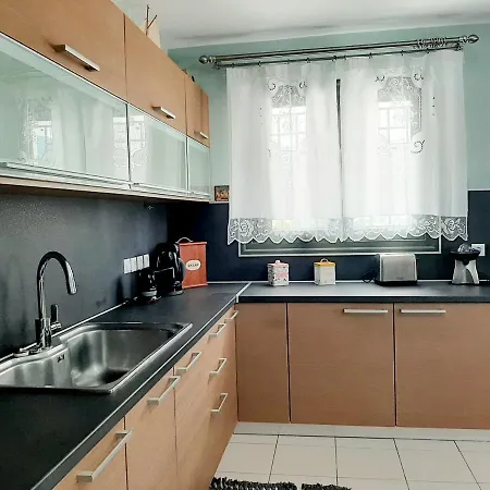 Ageliki's Luxury Apartamento